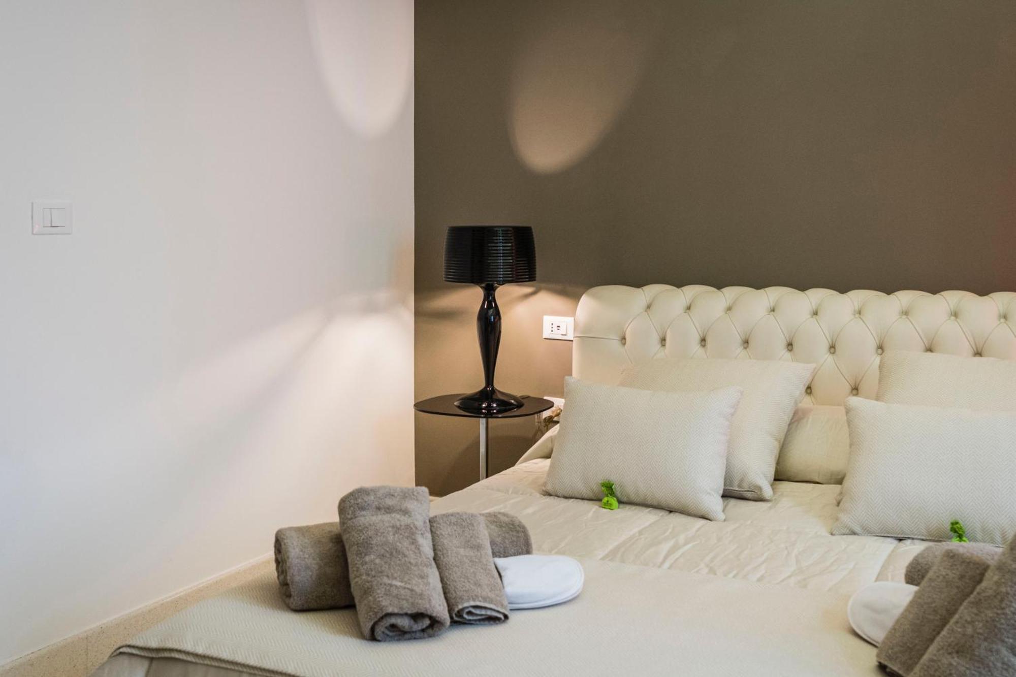 Galatina Suites Boutique - Luxury Experience In Salento Rum bild