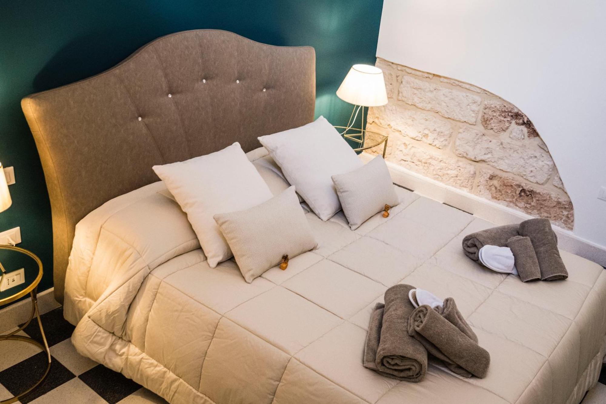 Galatina Suites Boutique - Luxury Experience In Salento Rum bild